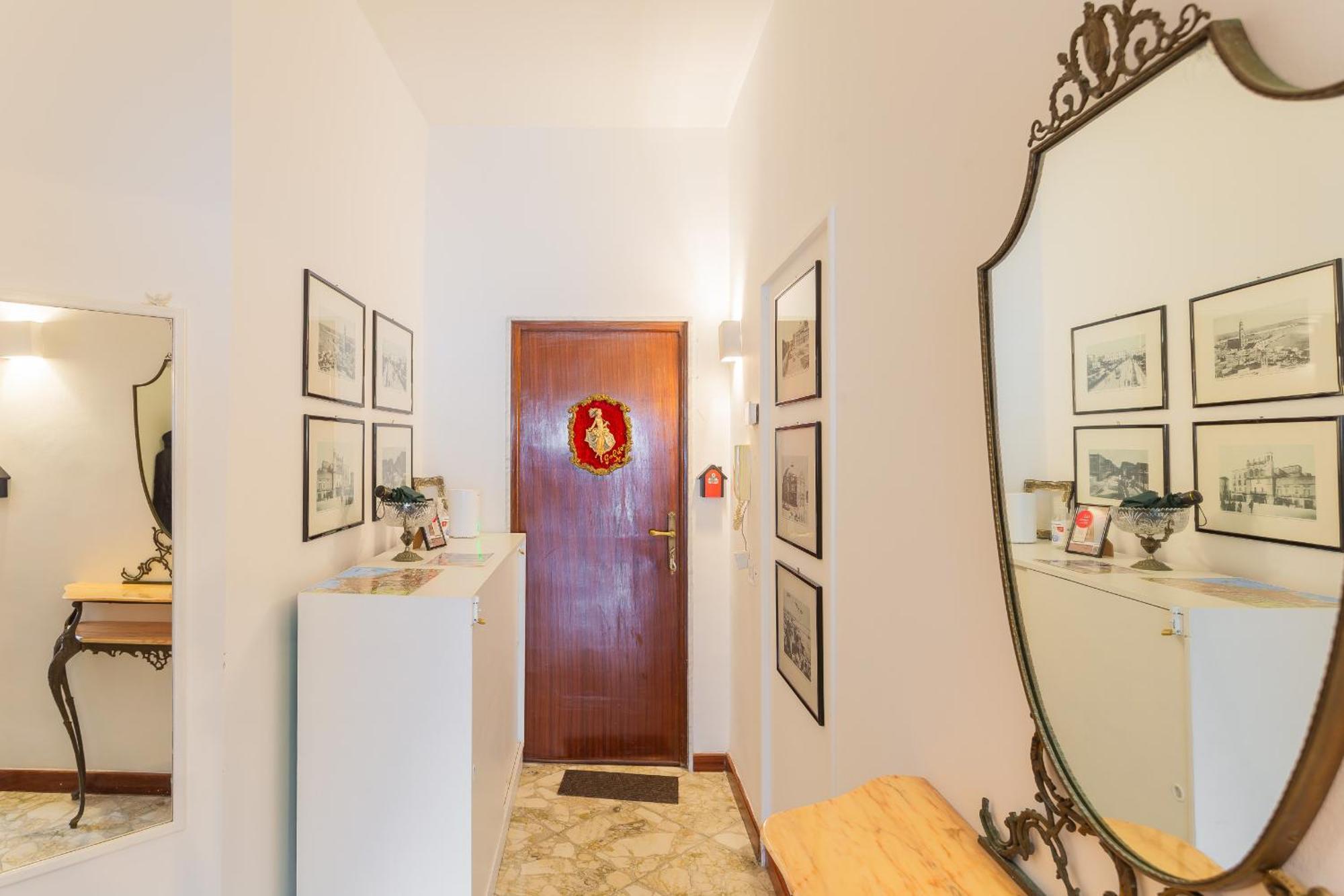 Golden And Silver Apartments By Wonderful Italy Bari Exterior foto